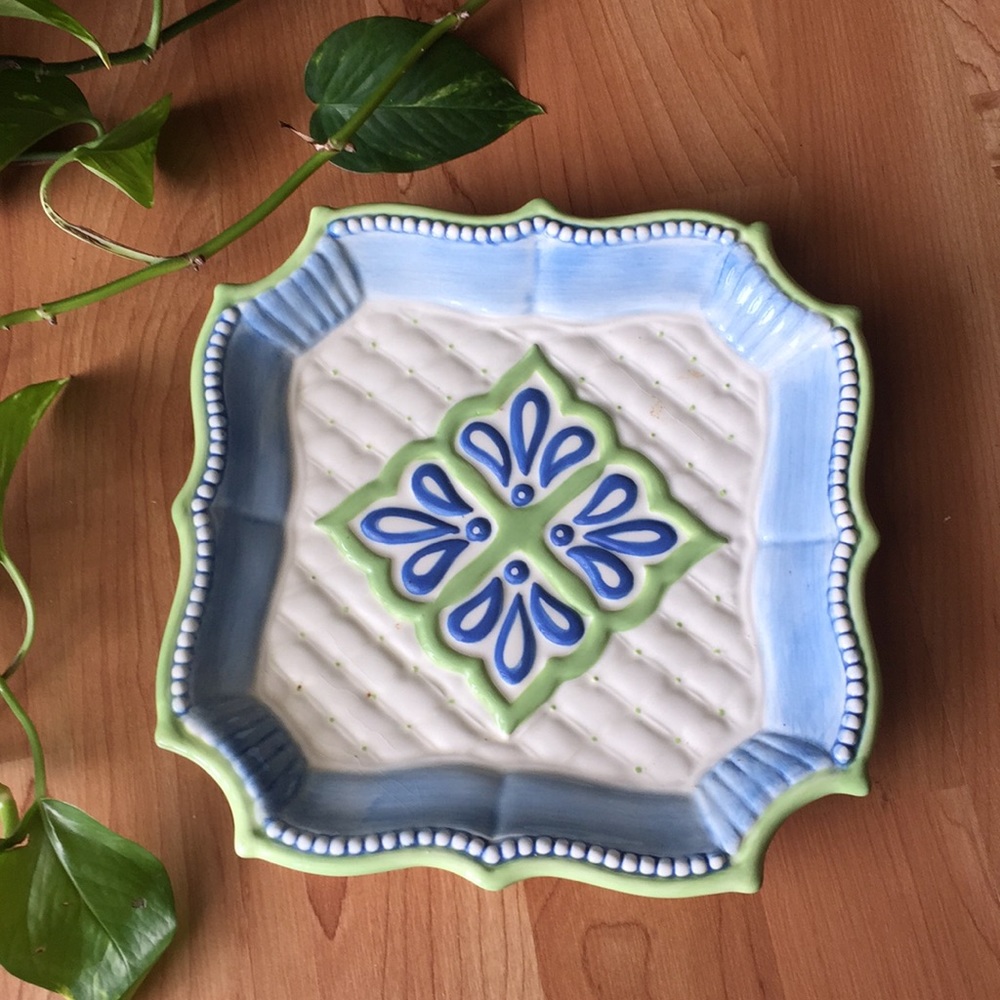 Elements Plate - Picture 2 of 6